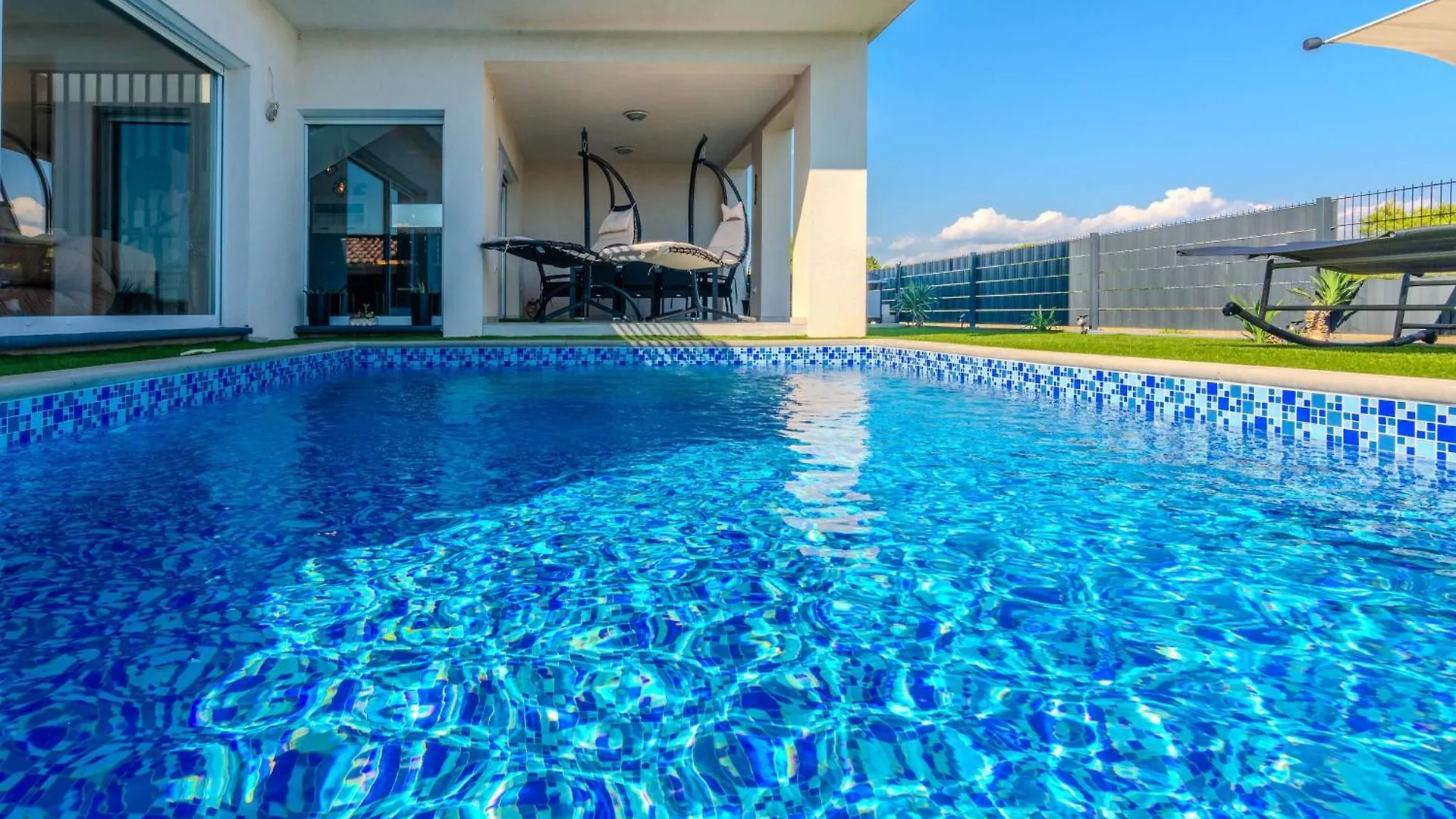 Luxury Villa With A Swimming Pool Vir - Torovi - Vir - Pedinka, Vir - 23512 0*,